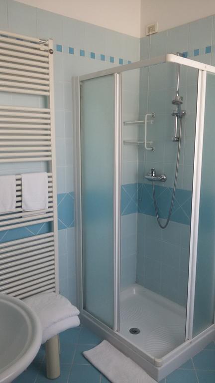 Albergo Centrale Trebaseleghe Oda fotoğraf