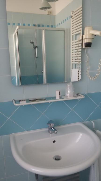 Albergo Centrale Trebaseleghe Oda fotoğraf